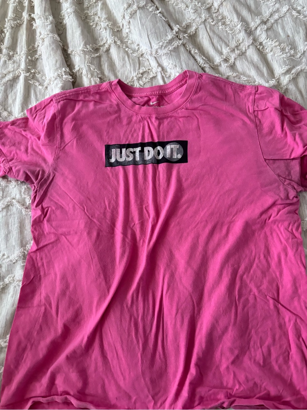 Nike Just Do It Pink Graphic T-Shirt Size M The Nike Tee